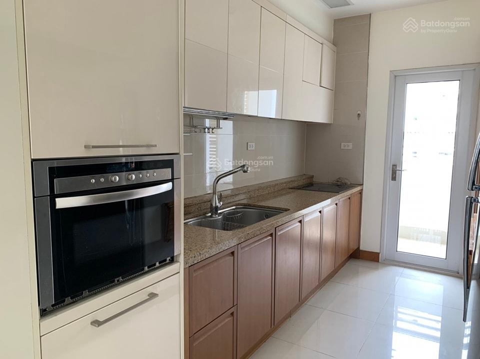 Cho thuê căn hộ 2pn 2wc diện tích 90m2 hướng chính Nam full nội thất tại chung cư Essensia