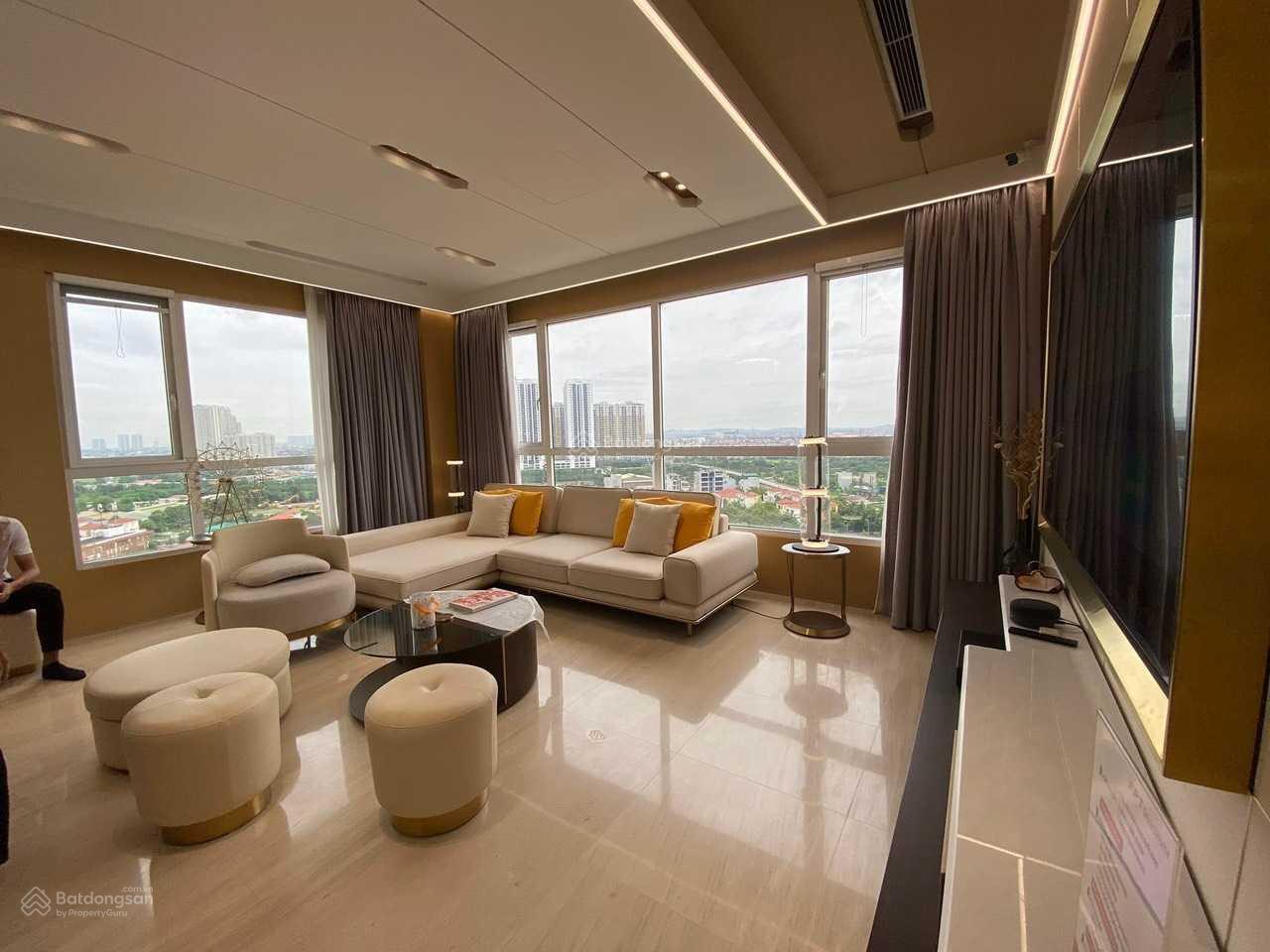 Chính chủ cho thuê căn hộ 3pn 2wc full đồ chung cư Essensia hướng chính Nam view thoáng