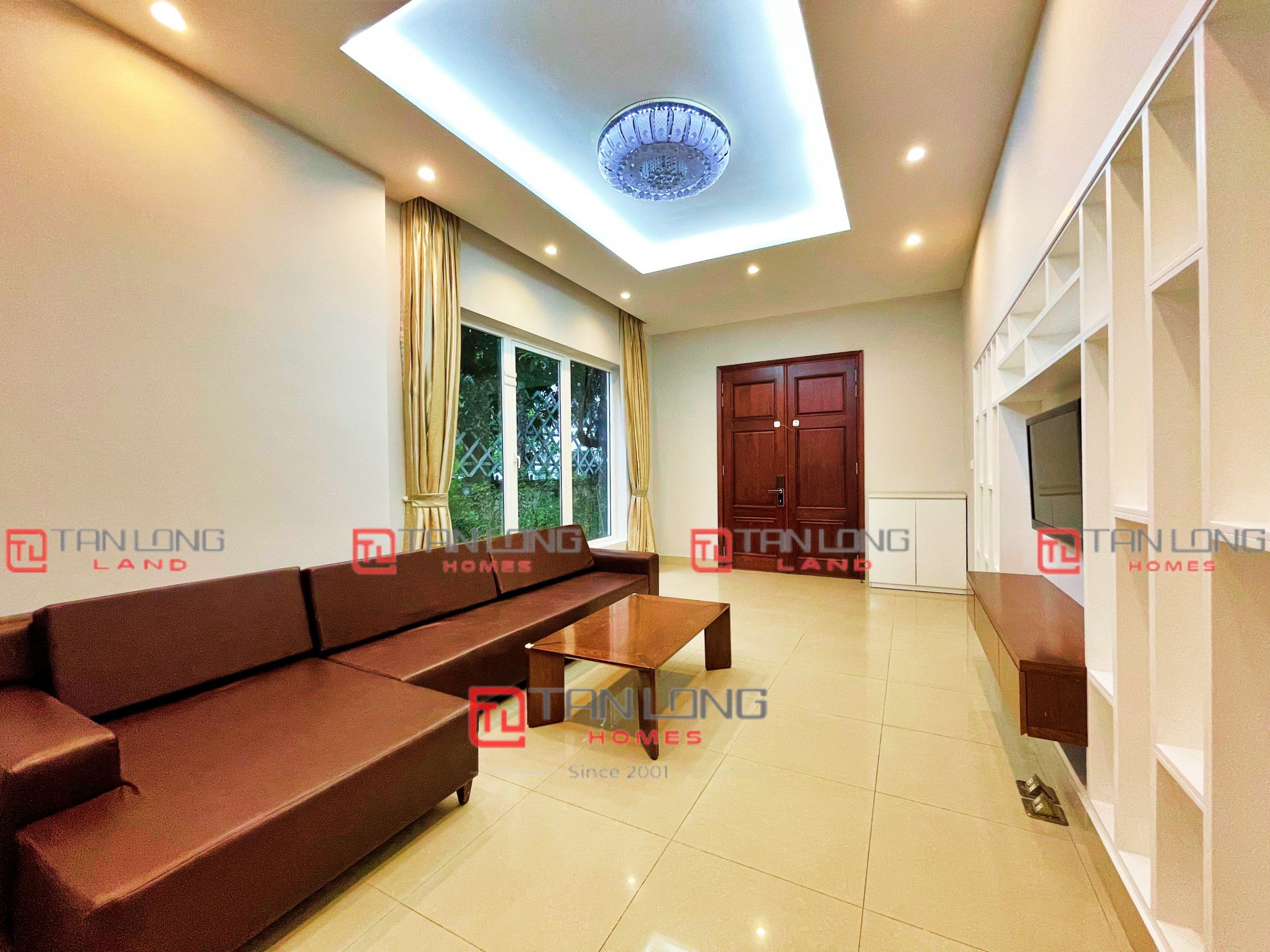 Cho thuê biệt thự Luxury Lakeside Villas hướng Tây, căn góc đẹp nhất, giá tốt