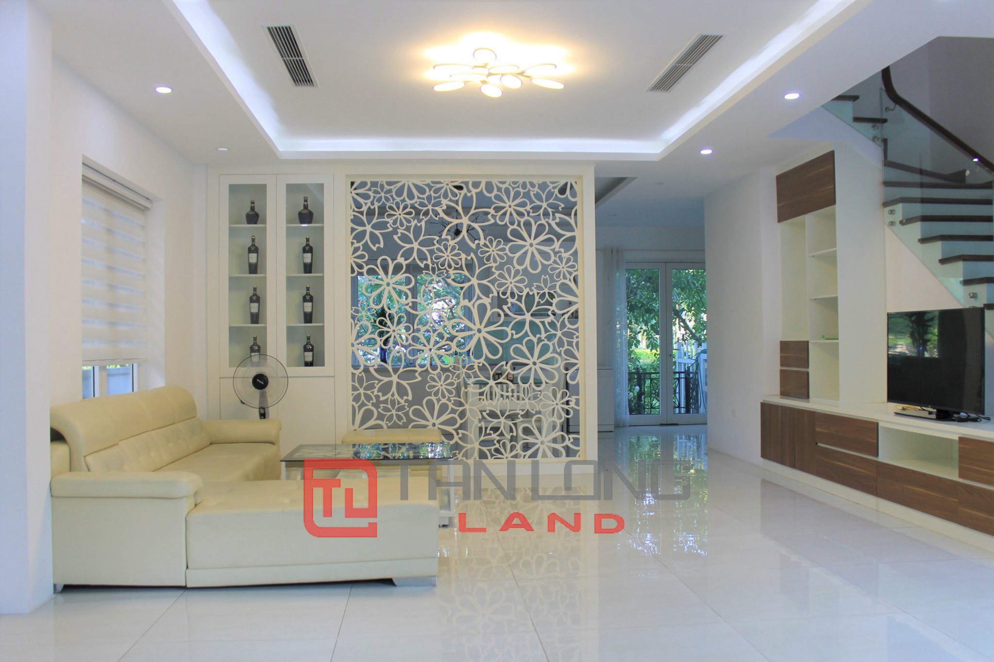 Cho thuê nhà biệt thự đơn lập Splendora Villas, full đồ hướng Nam giá tốt!